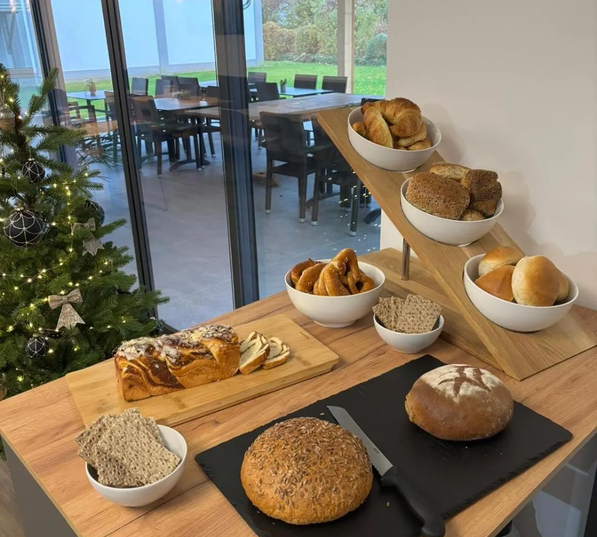 Hotel & Appartements Nice Garni Ichenhausen 0*,  Germany