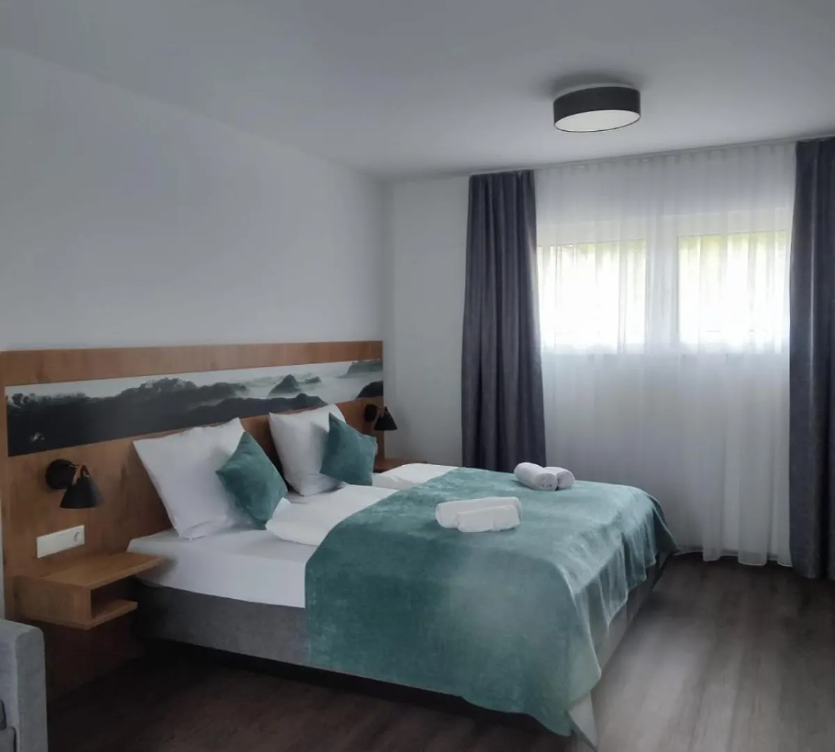 Bed & Breakfast Hotel & Appartements Nice Garni Ichenhausen Germany